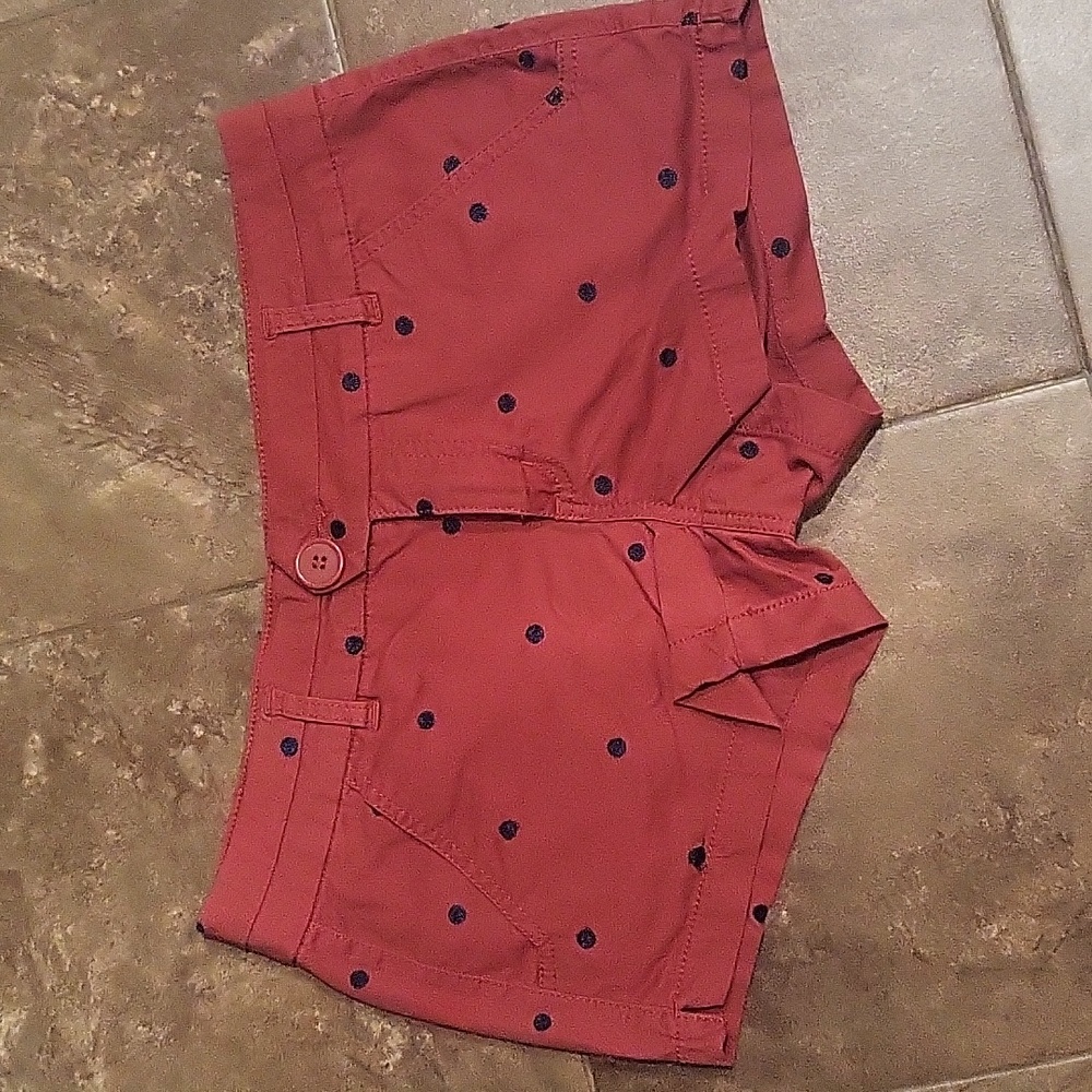 Freestyle Revolution red shorts size 11